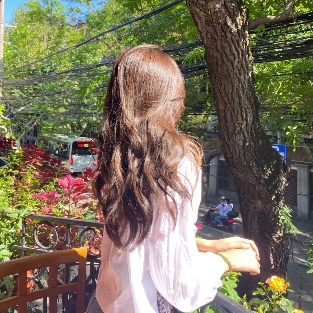 十里洋场，又逢她